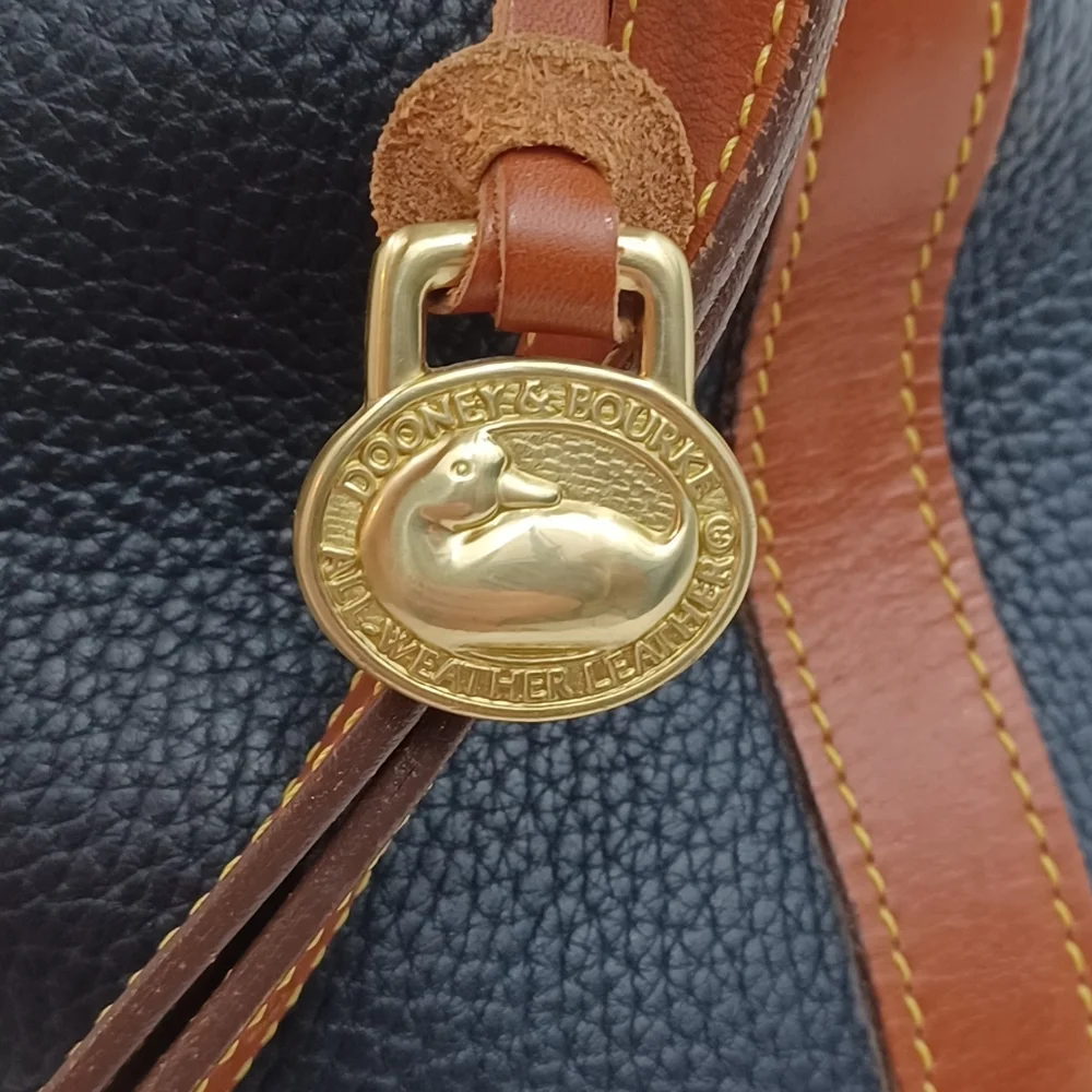 VTG Dooney & Bourke Navy and Brown Purse - Picture 5 of 16